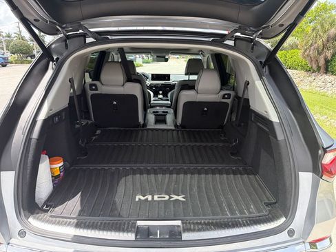 Used 2024 Acura MDX SH-AWD w/ Advance Package image 18