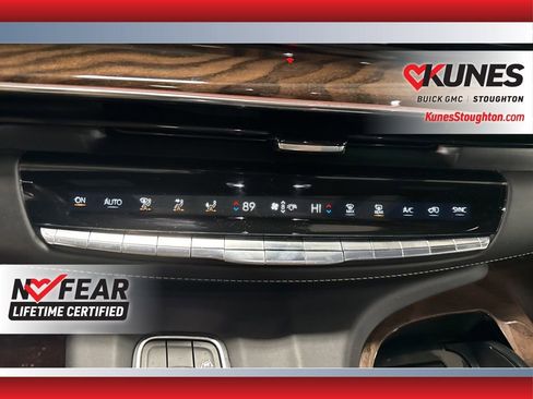 Used 2021 Cadillac Escalade Sport Platinum image 35
