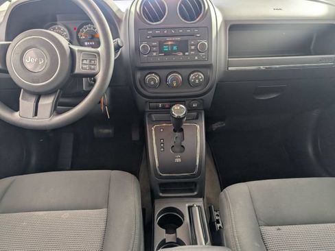 Used 2016 Jeep Patriot Sport w/ Power Value Group FWD image 19