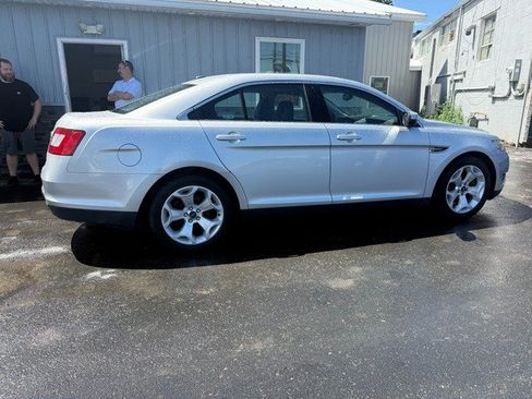 Used 2012 Ford Taurus SEL FWD image 8