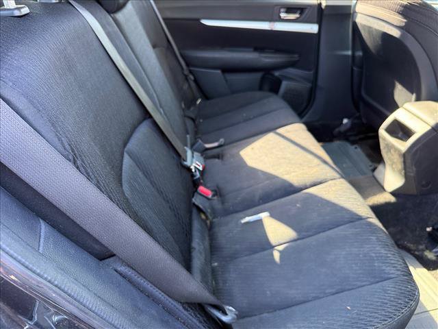 Used 2011 Subaru Outback 2.5i Premium AWD/4WD image 4