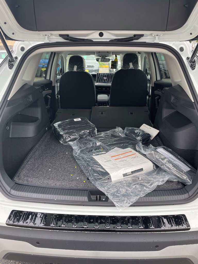 New 2026 Volkswagen Tiguan S AWD/4WD image 14