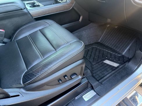 Used 2019 GMC Sierra 3500 Denali w/ Duramax Plus Package image 28