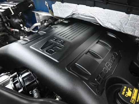 Used 2011 Ford F150 XLT w/ XLT Chrome Pkg image 50