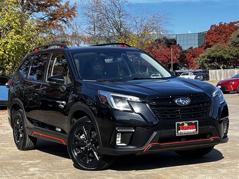 Used 2024 Subaru Forester Sport image 2