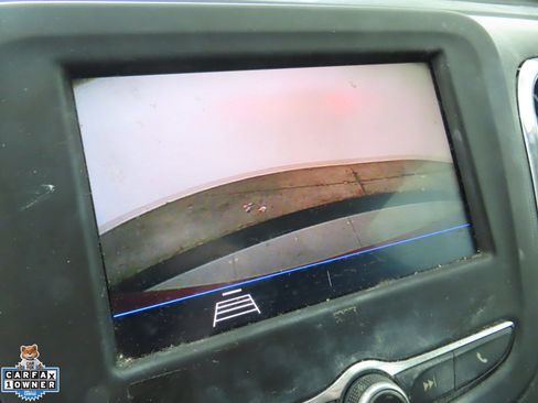 Used 2020 Chevrolet Equinox LT FWD image 12