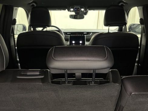 Used 2024 Jeep Grand Cherokee Limited w/ Black Appearance Package image 29