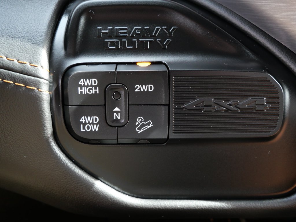 Used 2022 RAM 2500 Limited AWD/4WD image 32