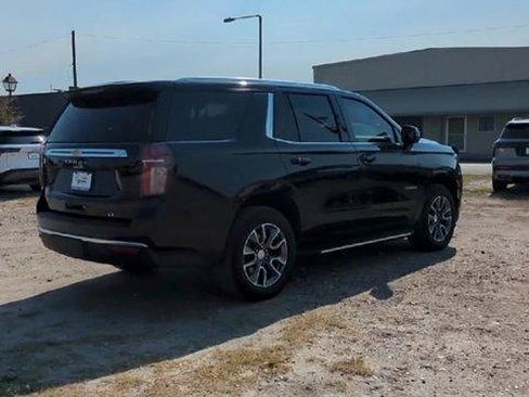 Certified 2024 Chevrolet Tahoe LT w/ Luxury Package AWD/4WD image 8