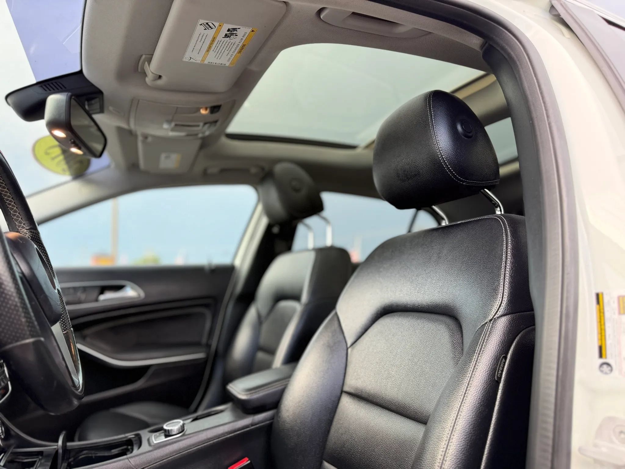 Used 2015 Mercedes-Benz GLA 250 image 16