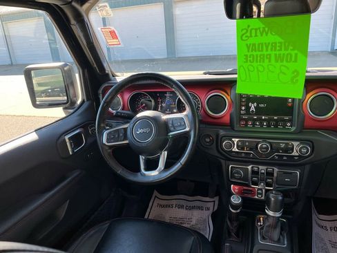 Used 2022 Jeep Gladiator Rubicon w/ LED Lighting Group image 26