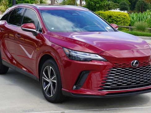 Used 2023 Lexus RX 350 Premium w/ Cold Area Package FWD image 3