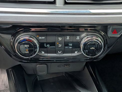 New 2026 Chevrolet Trax ACTIV w/ Sunroof Package image 17