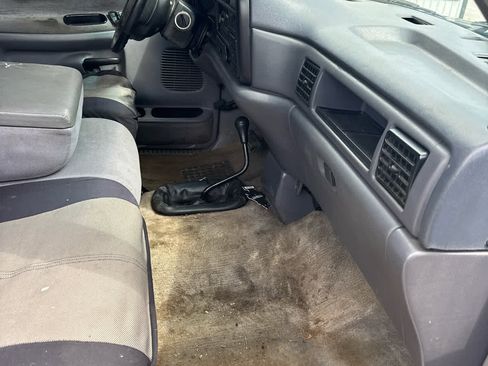 Used 1997 Dodge Ram 1500 Truck 4x4 Regular Cab image 14