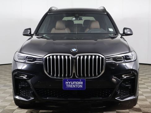 Used 2022 BMW X7 xDrive40i w/ M Sport Package image 12