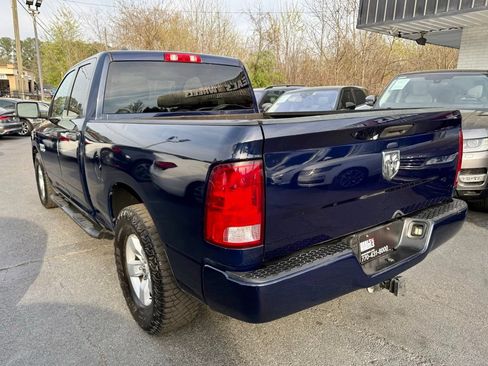 Used 2017 RAM 1500 Express RWD image 11