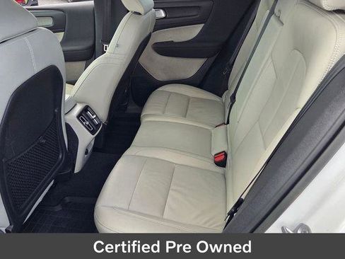 Used 2022 Volvo XC40 T5 Inscription w/ Advanced Package AWD/4WD image 11