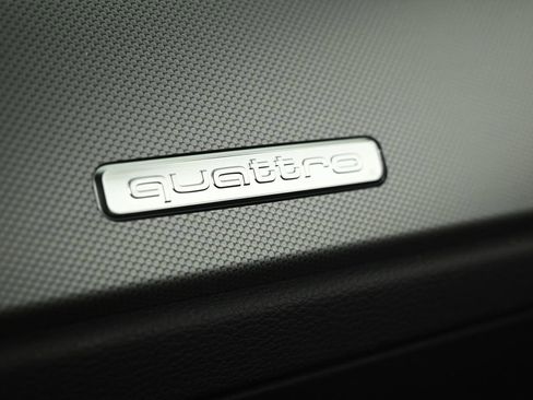 New 2025 Audi Q3 2.0T Premium image 20