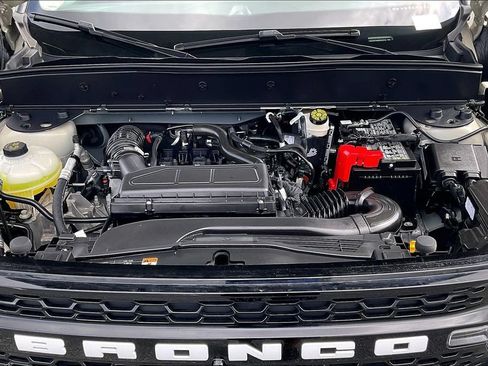 Certified 2025 Ford Bronco Sport Outer Banks w/ Outer Banks Tech Package+ AWD/4WD image 10