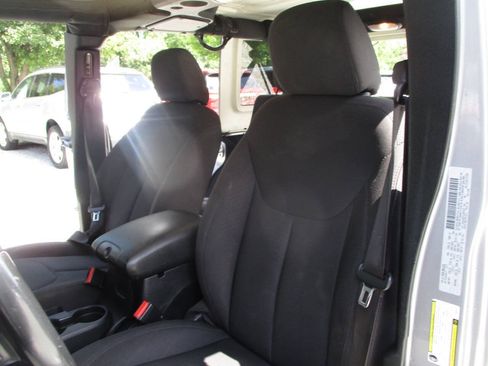 Used 2018 Jeep Wrangler Unlimited Sport S AWD/4WD image 18