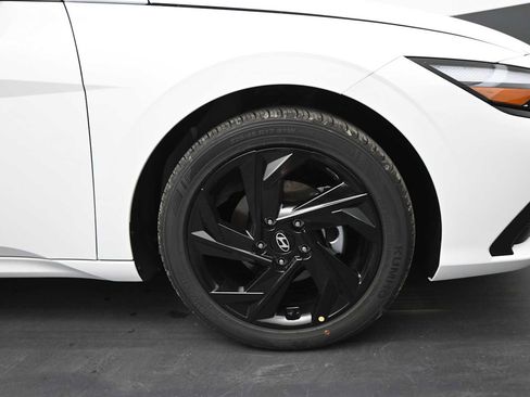 New 2026 Hyundai Elantra Sport FWD image 10
