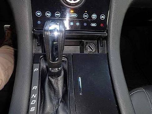 Used 2019 Ford Taurus SHO image 14