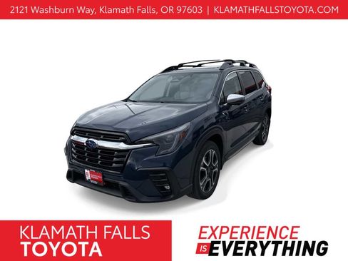 Used 2023 Subaru Ascent Limited w/ Technology Package AWD/4WD image 1