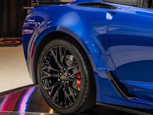 Used 2019 Chevrolet Corvette Z06 image 24