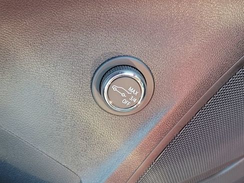 Certified 2023 Buick Envision Essence AWD/4WD image 16