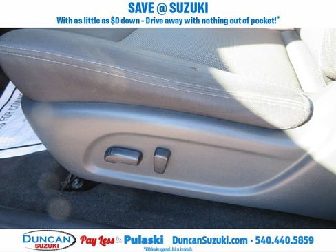 Used 2019 Nissan Pathfinder SV image 12