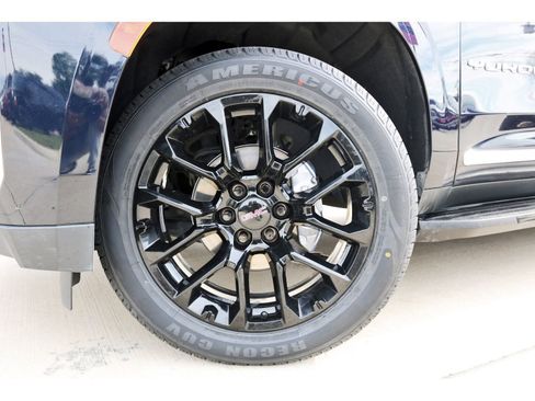 Used 2023 GMC Yukon XL SLT RWD image 34