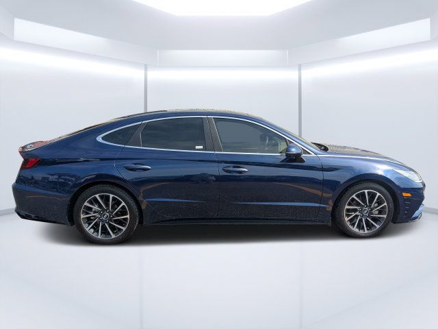 Used 2020 Hyundai Sonata Limited w/ Cargo Package FWD image 2