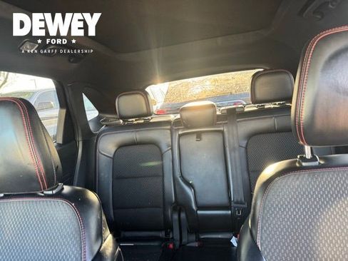 Used 2023 Ford Escape ST-Line Select w/ Tech Pack #2 image 16