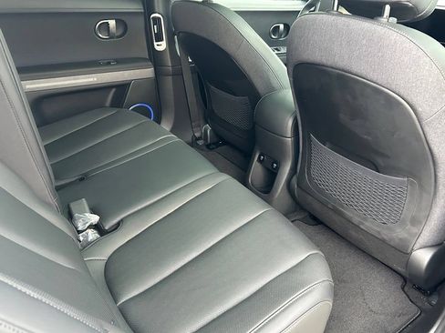 Used 2025 Hyundai Ioniq 5 Limited RWD image 40