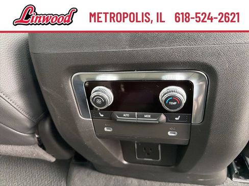 Used 2024 GMC Yukon Denali w/ Max Trailering Package AWD/4WD image 12