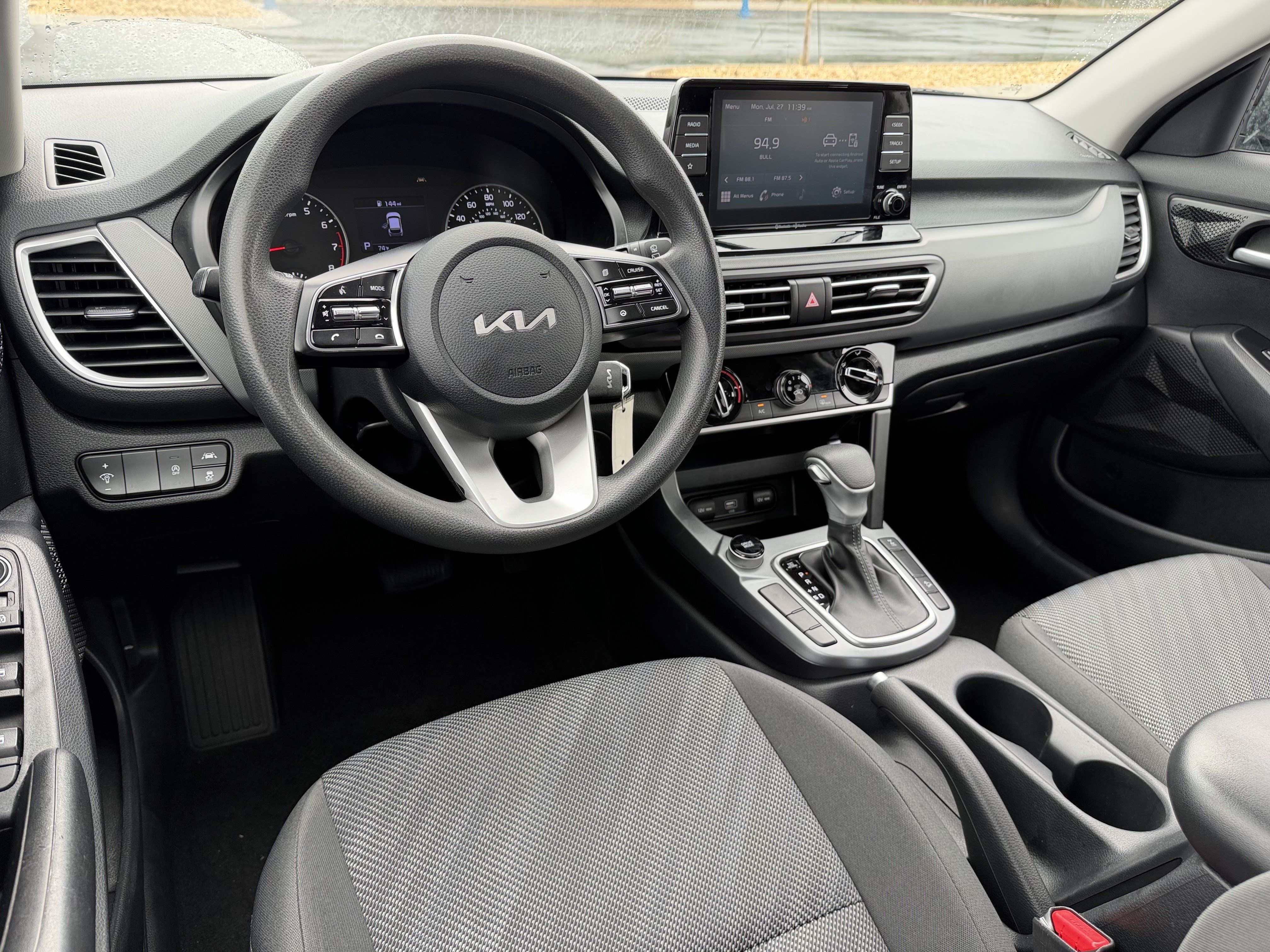 Used 2023 Kia Seltos LX AWD/4WD image 22