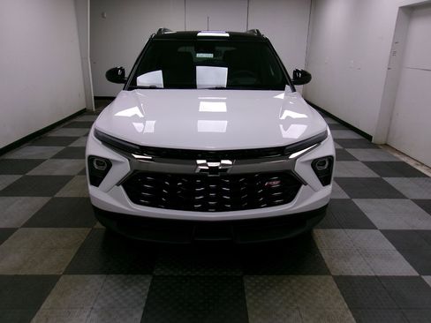 New 2026 Chevrolet TrailBlazer RS w/ Convenience Package AWD/4WD image 3
