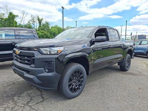 New 2026 Chevrolet Colorado W/T w/ WT Custom Package AWD/4WD image 2
