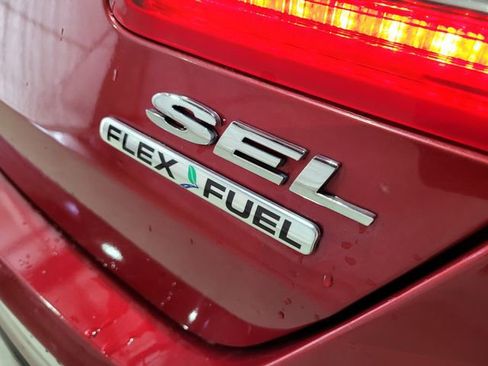 Used 2013 Ford Taurus SEL image 56