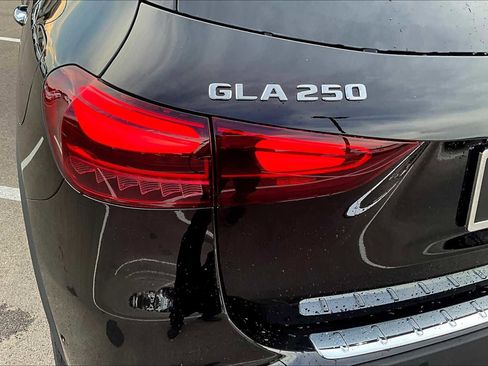 New 2026 Mercedes-Benz GLA 250 image 14