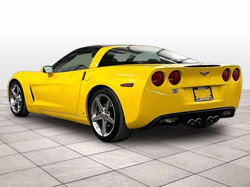 Used 2007 Chevrolet Corvette Coupe w/ Preferred Equipment Group image 11