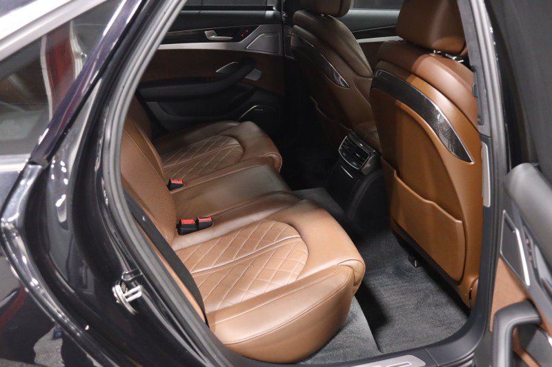 Used 2014 Audi S8 AWD/4WD image 45