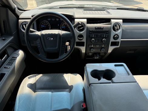 Used 2014 Ford F150 XLT RWD image 14