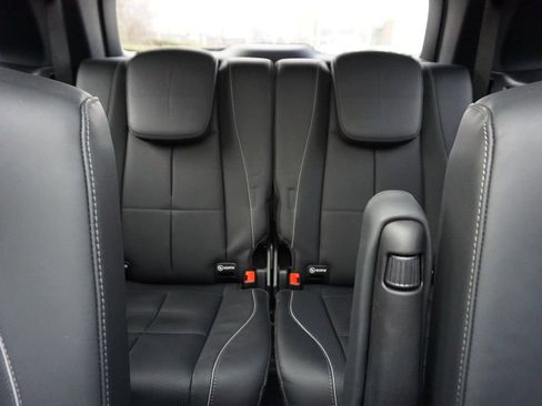 Certified 2023 Mercedes-Benz GLS 450 4MATIC image 17