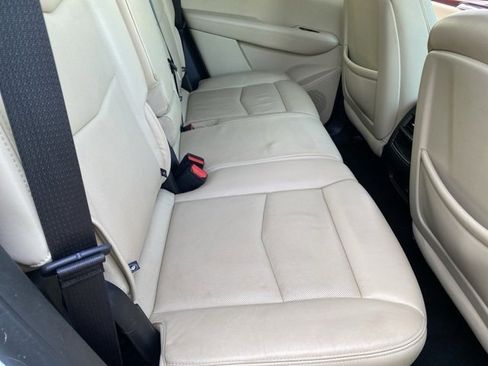 Used 2019 Cadillac XT5 Luxury image 34