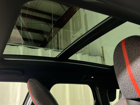 Used 2025 MINI Cooper Countryman John Cooper Works w/ Comfort Package Max image 24