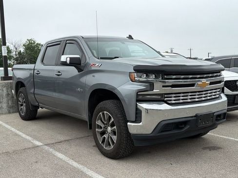 Used 2020 Chevrolet Silverado 1500 LT w/ Texas Edition AWD/4WD image 3