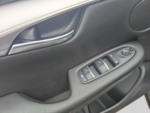 Used 2019 INFINITI QX50 Luxe AWD/4WD image 14