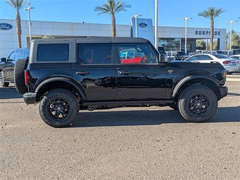 New 2026 Ford Bronco Badlands image 8