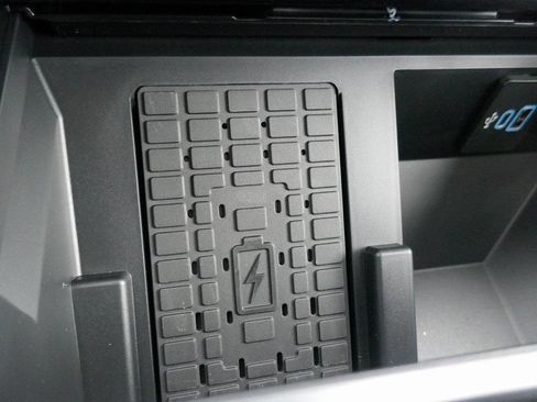 New 2026 Ford F250 Platinum image 24